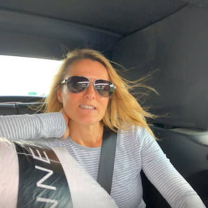 Meet your Posher, Leona